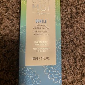 C’est moi cleansing gel